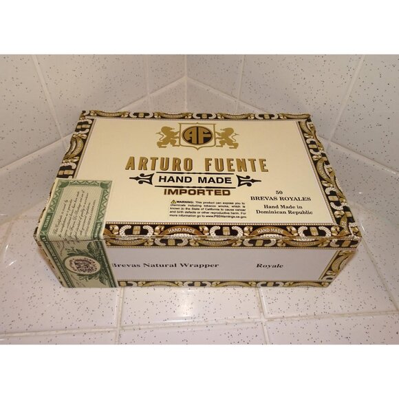 Vintage Arturo Fuente Wood Cigar Box stash box trinket wooden Dominican Republic - Picture 2 of 14